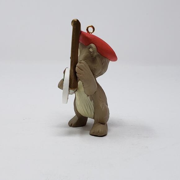 1993 Hallmark Beary Gifted Handcrafted Keepsake Holiday Christmas Ornament. - Picture 4 of 6